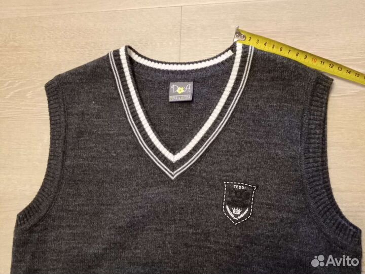 Жилетка для мальчика р158-164