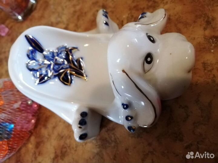 Подсвечники, вазы, подставка, камни для декора