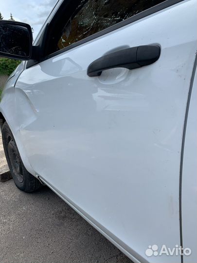 Дверь передняя левая LADA vesta