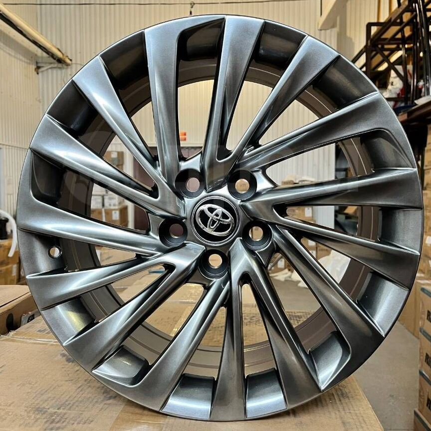 Диски литые Replica Toyota R18 5*114,3