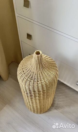 Напольная ваза для сухоцветов. Плетеная ваза