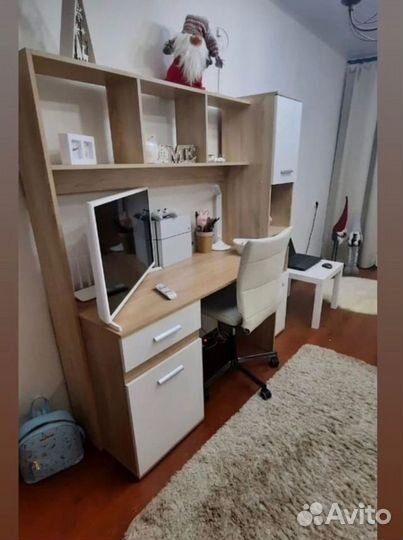 Компьютерный стол