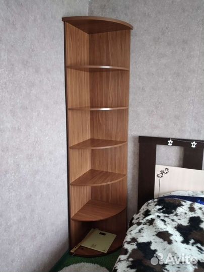 Угловая полка