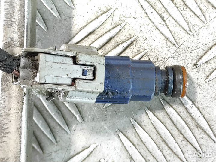 Форсунка двигателя Kia Ceed 2007-2012