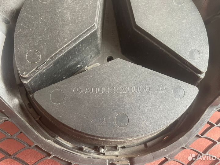 Решетка радиатора Mercedes C class w205