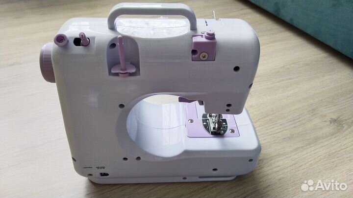 Швейная машинка, электрическая