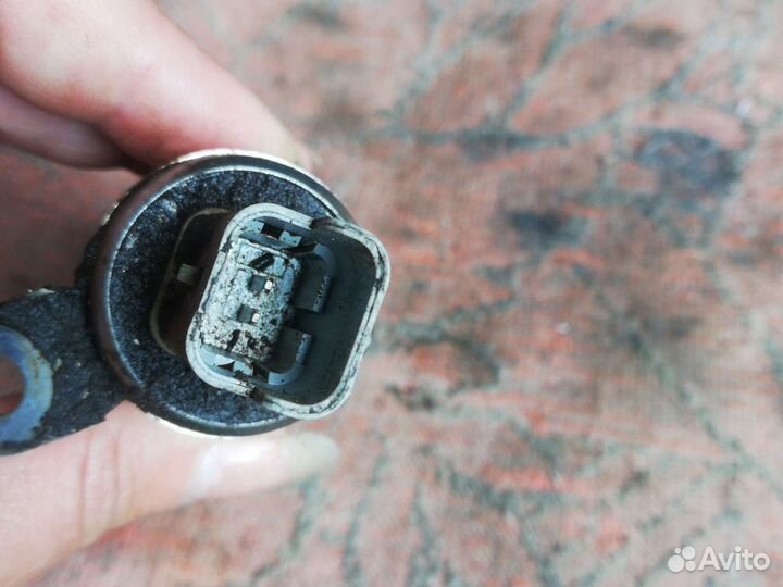 Клапан фаз газораспределения Рено Меган 2