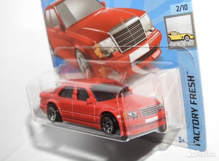 Машинка Hot Wheels Mercedes-Benz 500E