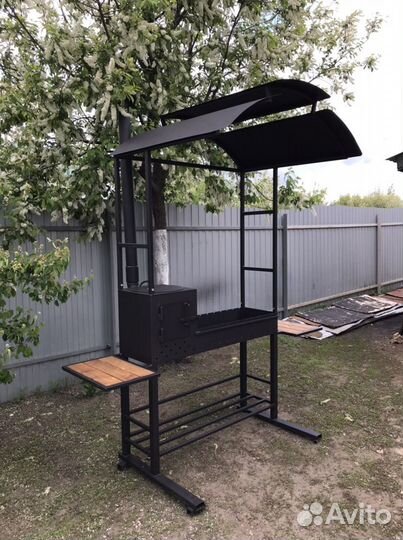 Мангал с крышей