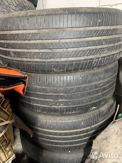 Hankook Ventus V2 AS 235/55 R19