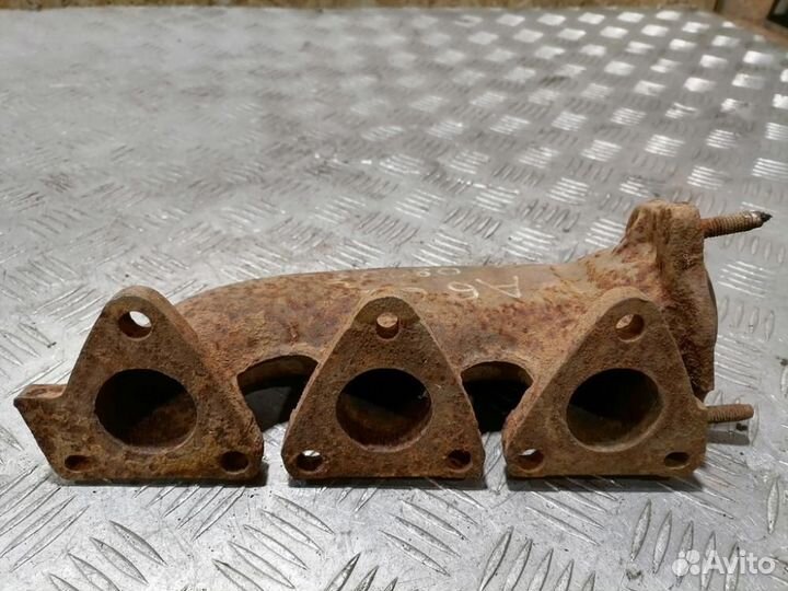 Коллектор выпускной левый Audi A6 c6 C6