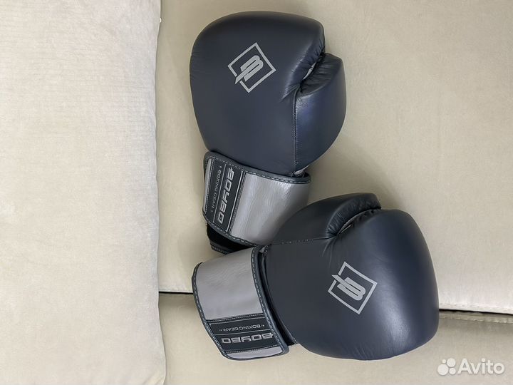 Боксерские перчатки boybo