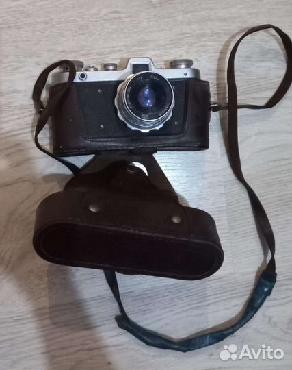 Плёночный фотоаппарат