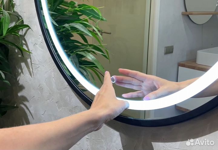 Зеркальный шкаф в ванную с подсветкой