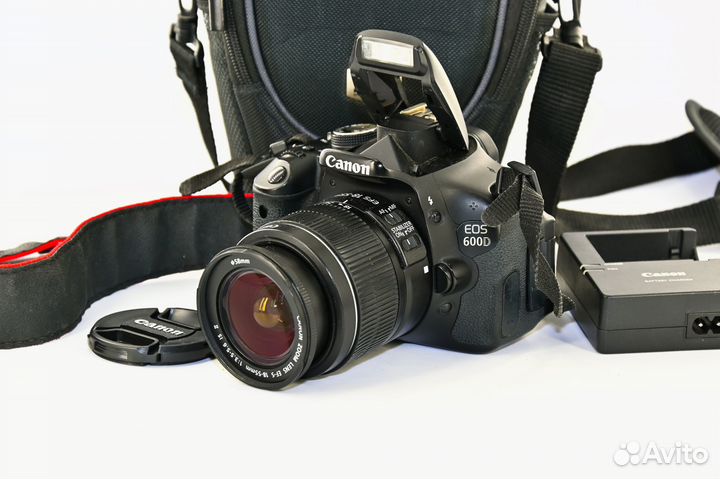 Canon EOS 600D/T3i 18.0MP цифрозеркалка Kit 18-55