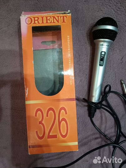 Студийный микрофон