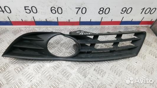 Решетка бампера передняя volkswagen passat B6 (JDN