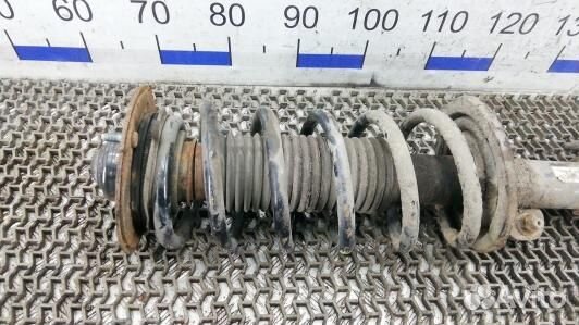 Стойка передняя правая chevrolet captiva 1 (KUK03N