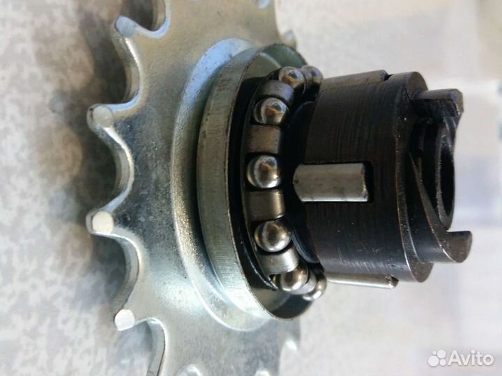 Звезда в сборе с кареткой