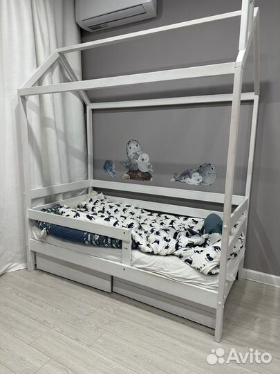 Детская кровать (3 кваратки )