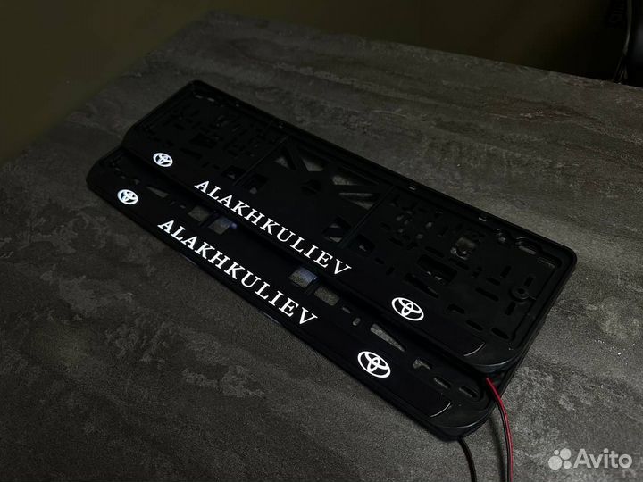 Номерная рамка c вашим логотипом и дизайном