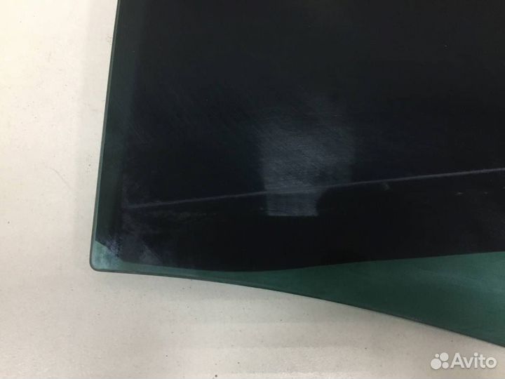 Стекло двери задней левой Volkswagen Tiguan 5N1 20