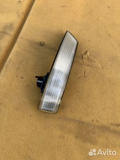 Повторитель правого зеркала Ford Focus Mondeo