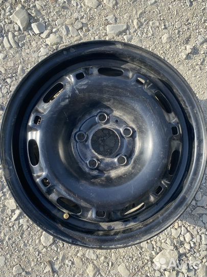 Штампованные диски r15