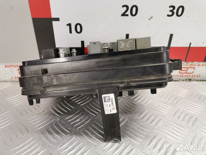 Блок предохранителей Chevrolet Equinox 2 2011