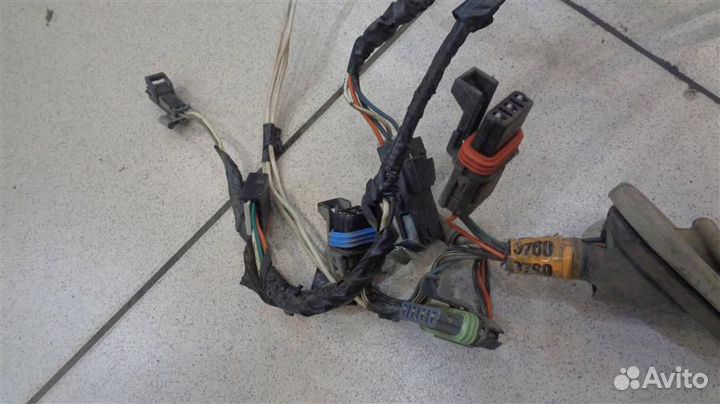 Проводка двери багажника Chevrolet Blazer S15 199