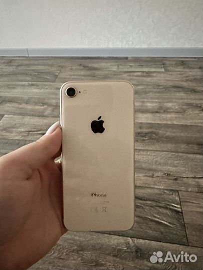 iPhone 8, 64 ГБ