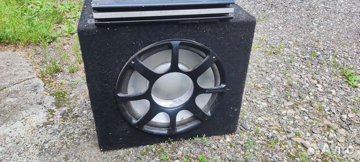 Комплект сабвуфер и усилитель