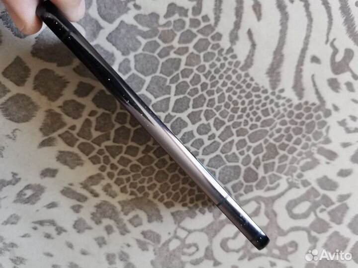 Samsung Galaxy S22, 8/128 ГБ