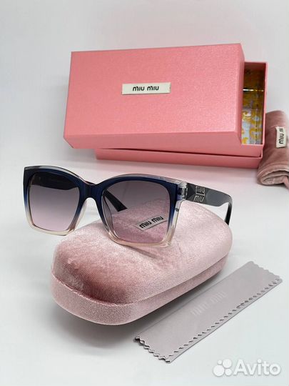 Солнцезащитные очки MIU MIU