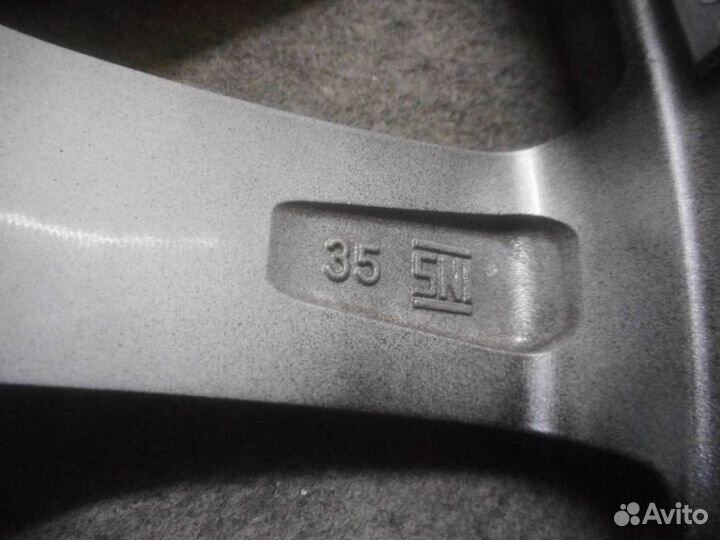 Lexus NX 200 Michelin Latitude X-Ice 225/65 R17