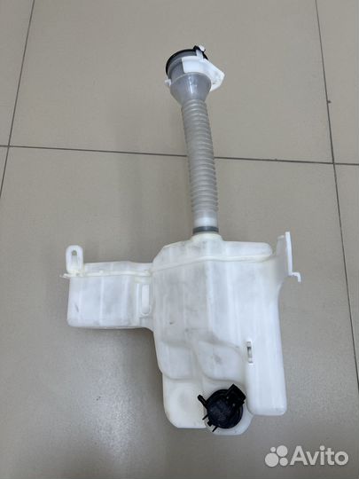 Бачок омывателя Toyota Crown Majesta 186