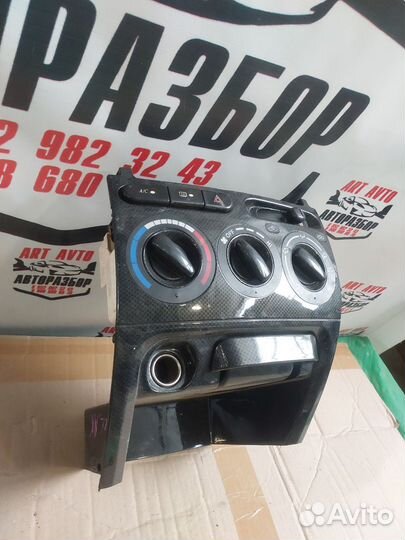 Блок управления климатом geely mk