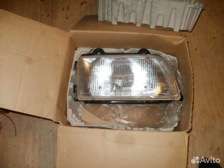 Hyundai Фара передняя