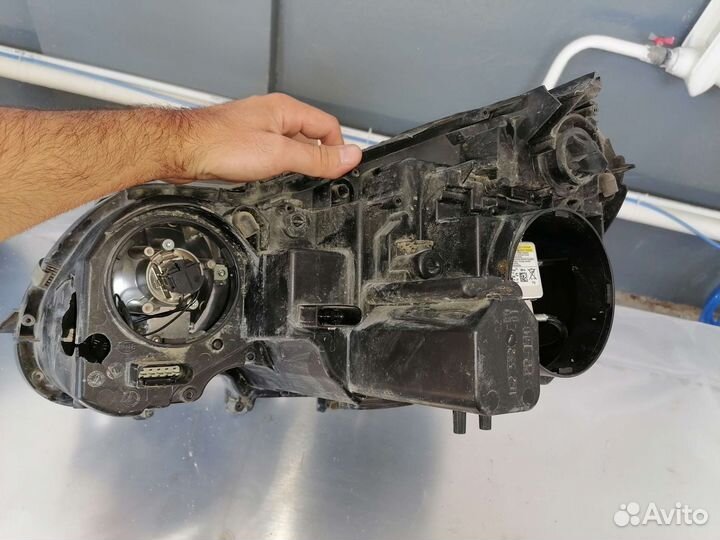 Фара правая w211 рестайлинг биксеноновая