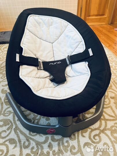 Шезлонг nuna