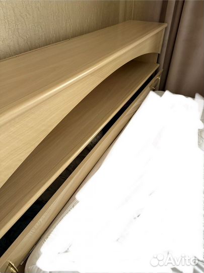 Кровать двухспальная 160 200 с ящиком