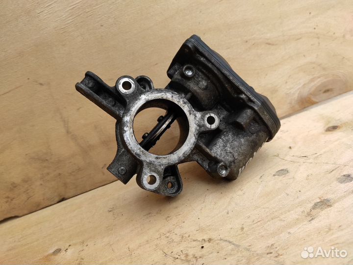 Заслонка дроссельная A13DTE Astra J Corsa D Meriva