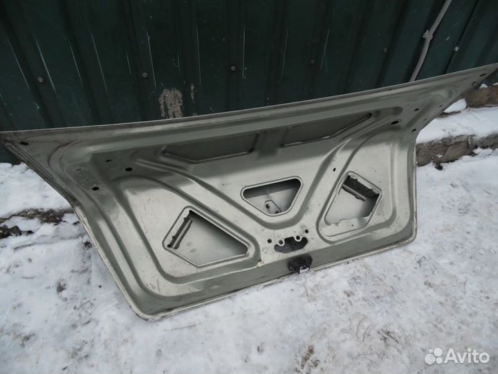 Крышка багажника Рено Симбол 1