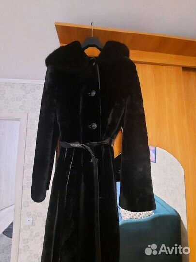 Шуба мутоновая с норкой с капюшоном р 46-48