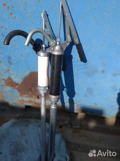 Насос для масла рычажный