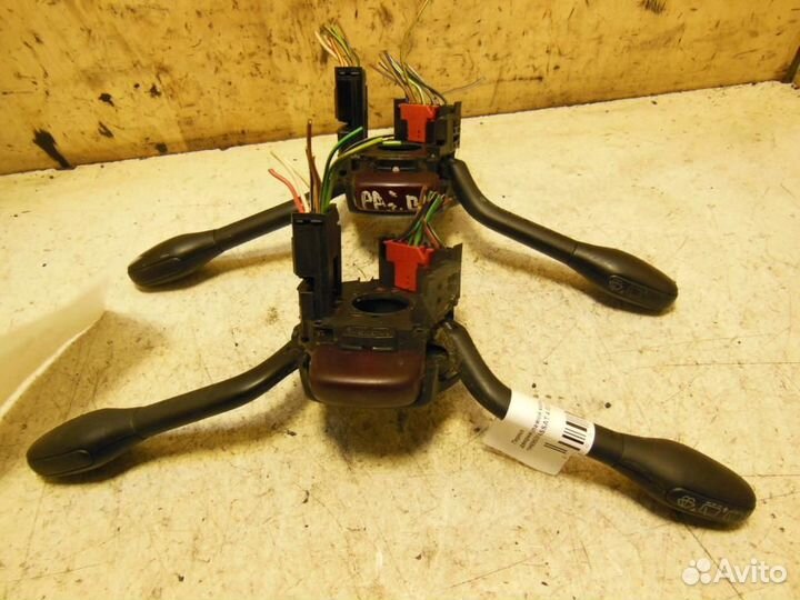Переключатель подрулевой в сборе Volkswagen Passat