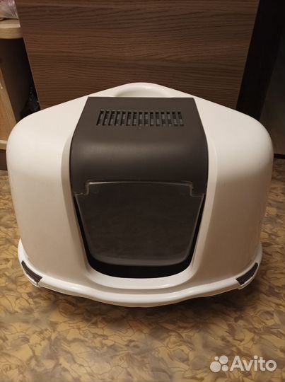Закрытый лоток для кошек