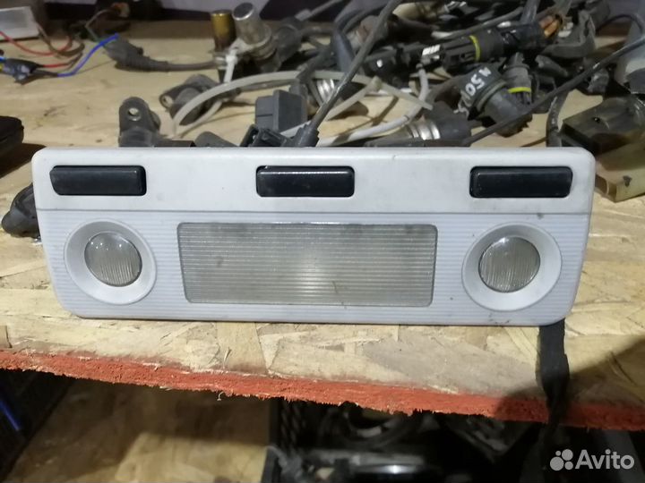 Бмв е39 плафон подсветки