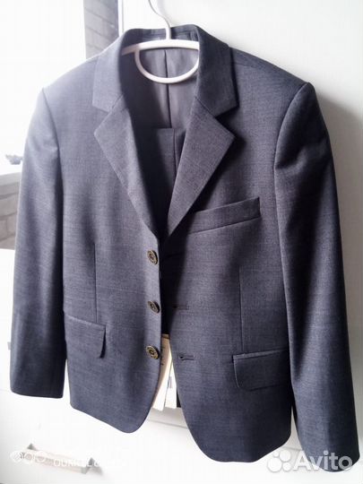 Школьный костюм