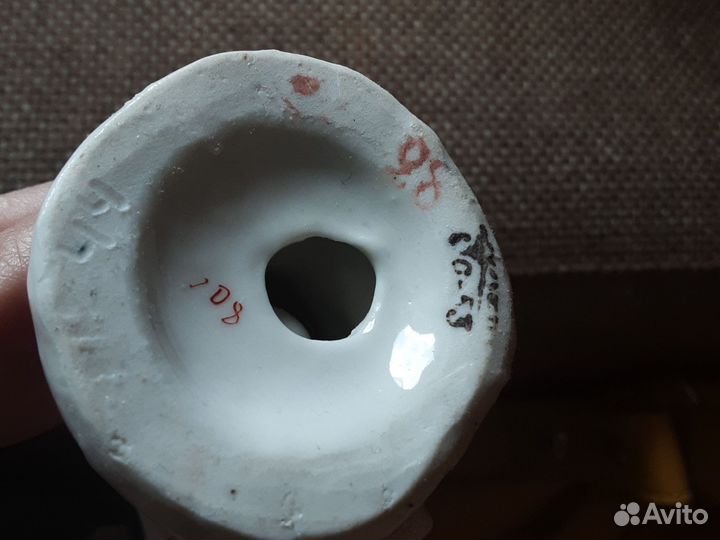 Статуэтка фарфор Украиночка